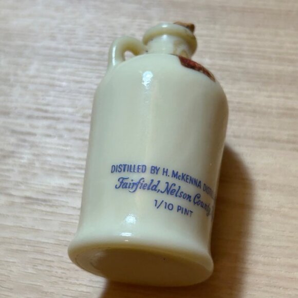 1970’s Vintage Henry Mckenna Bourbon Whisky Miniature Ceramic Jug Bottle - Picture 8 of 14